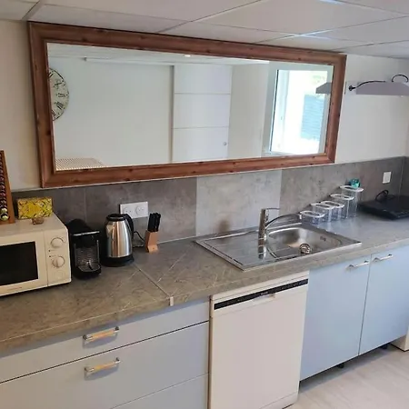 Le Dragon - Centre, Piscine Partagee, Wifi, Jardin, Gare A 500m Niort