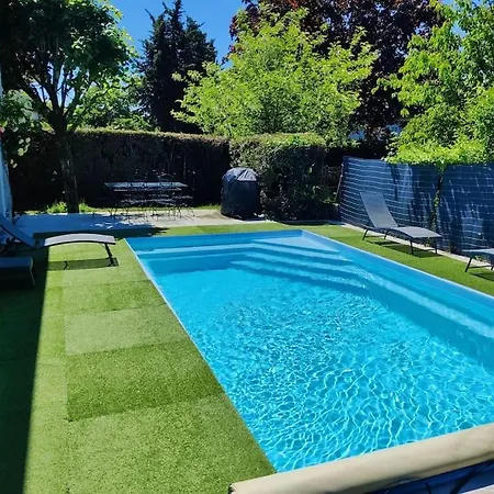 Le Dragon - Centre, Piscine Partagee, Wifi, Jardin, Gare A 500m * Niort